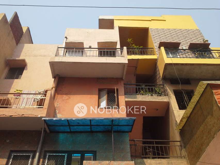 2 BHK Flat In Shivam Enclave For Sale  In Shahdara