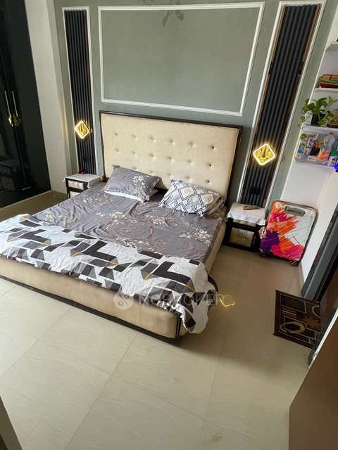 2 BHK Flat In Ginni Appartment  For Sale  In Chhatarpur