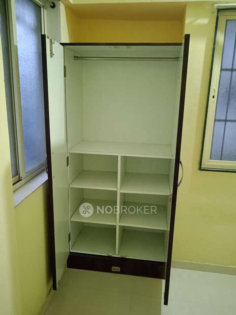 2 BHK Flat In Shruti Pushp Building 1 for Rent  In ,vikas Nagar, 