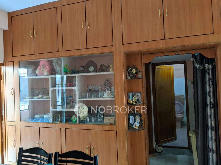 2 BHK Flat In Sri Sai Apartments, Nallakunta For Sale  In Nallakunta