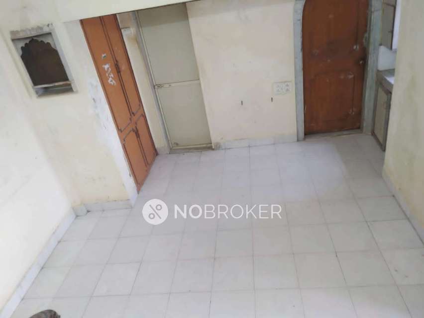 1 BHK Flat In Vijapur Co Operative Housing for Rent  In Kandivali East