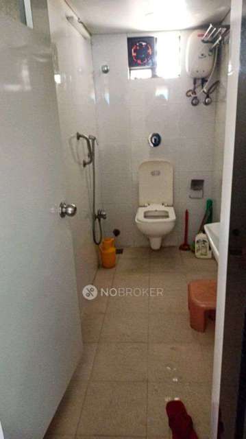 1 BHK Flat In Sahil Building For Sale  In Kurla West,