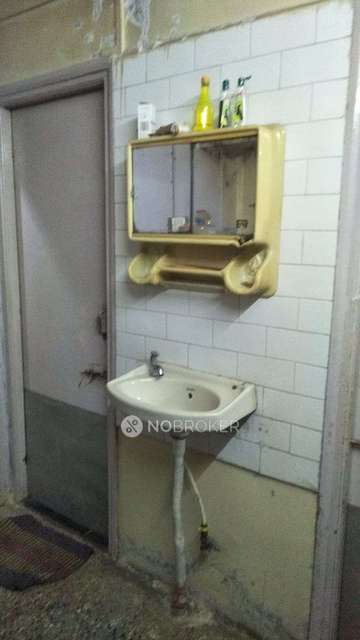 1 BHK Flat In Vishwanath Apartment  For Sale  In Bhawani Peth