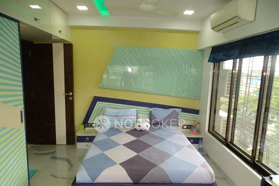 2 BHK Flat In Shri Vikas Coop For Sale  In Vile Parle