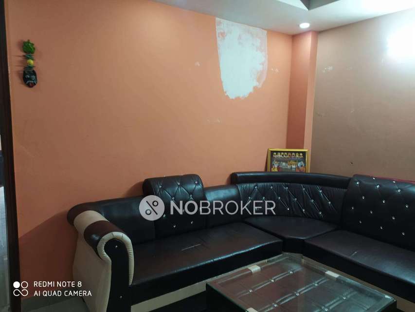 3 BHK Flat In Standalone Building  For Sale  In Srinivaspuri