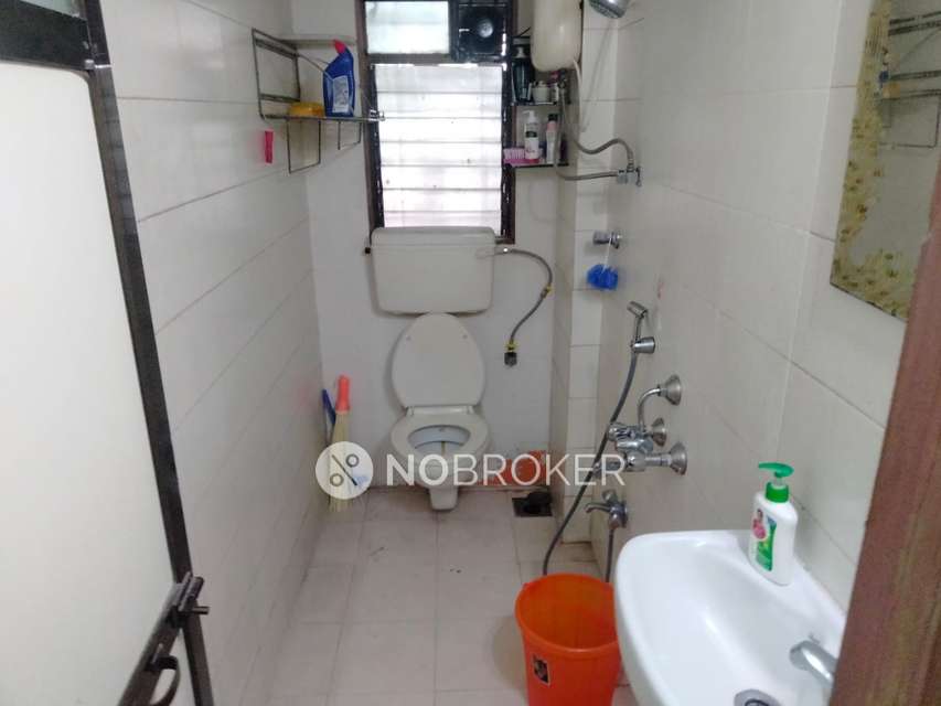 2 BHK Flat In Patel Society For Sale  In Ghatkopar East