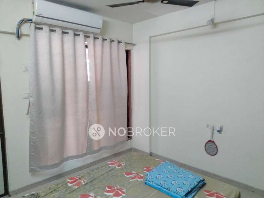 2 BHK Flat In Patel Society For Sale  In Ghatkopar East