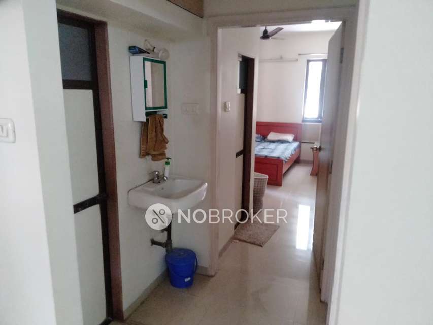 2 BHK Flat In Patel Society For Sale  In Ghatkopar East