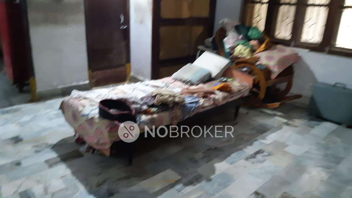 2 BHK Flat In Vishnu Deluxe Apartment For Sale  In Begumpet