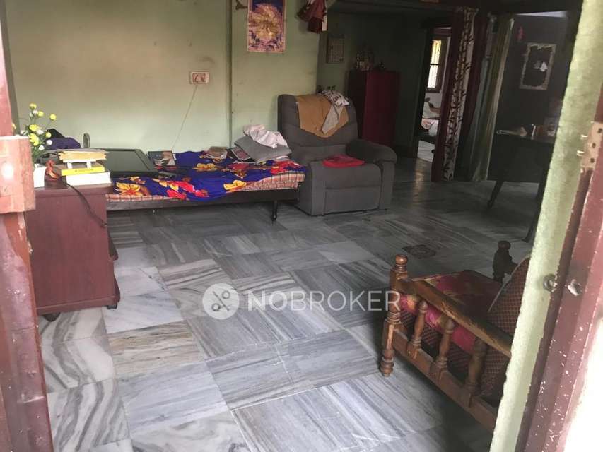 2 BHK Flat In Vishnu Deluxe Apartment For Sale  In Begumpet