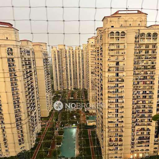 3 BHK Flat In Dlf Capital Greens Phase 3 For Sale  In Moti Nagar