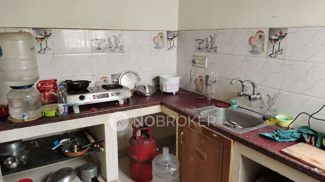 2 BHK Flat In Alankar Lee Park Apartment, Selaiyur For Sale  In Selaiyur