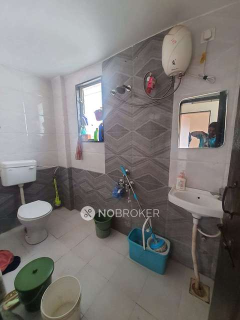 2 BHK Flat In Emerald Green For Sale  In Hadapsar