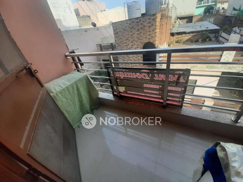 2 BHK Flat In Bharathi Vatika For Sale  In Sector 12