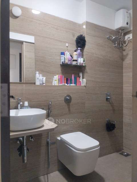 2 BHK Flat In Platinum Life For Sale  In Anderi West