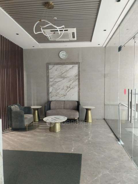 2 BHK Flat In Platinum Life For Sale  In Anderi West