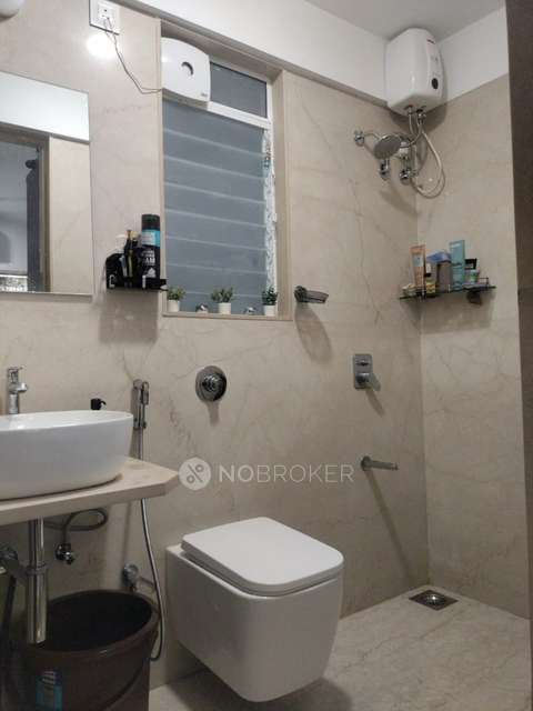 2 BHK Flat In Platinum Life For Sale  In Anderi West