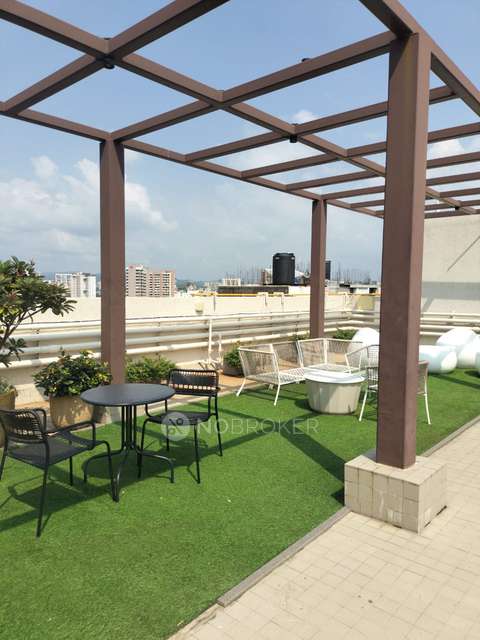 2 BHK Flat In Platinum Life For Sale  In Anderi West