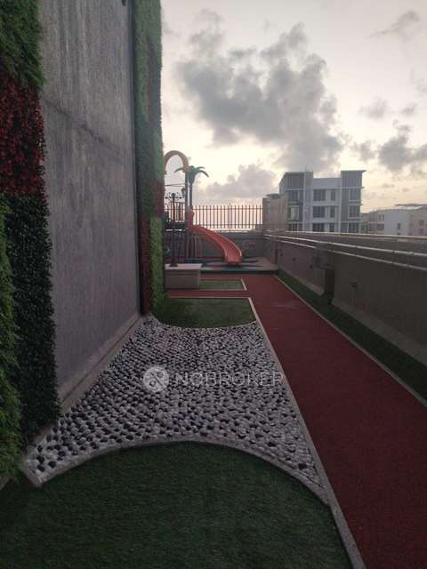 2 BHK Flat In Platinum Life For Sale  In Anderi West