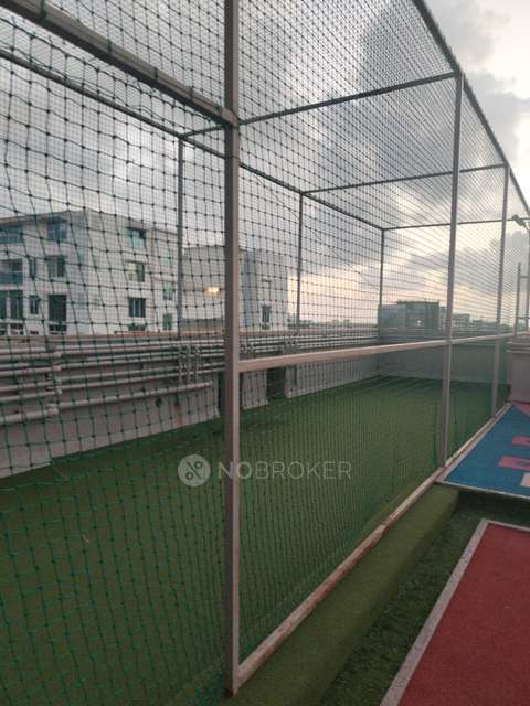 2 BHK Flat In Platinum Life For Sale  In Anderi West