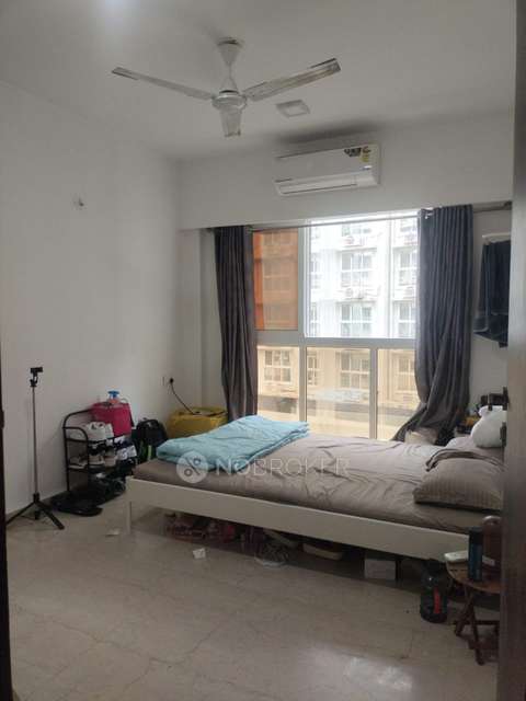 2 BHK Flat In Platinum Life For Sale  In Anderi West