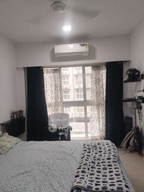 2 BHK Flat In Platinum Life For Sale  In Anderi West