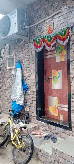 1 RK House For Sale  In Thane West