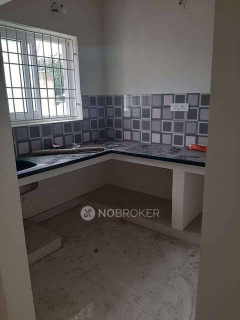 2 BHK Flat In Pandiyan Villa For Sale  In Choolaimedu