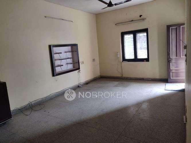 Independent House Punjabi Bagh Rent WITHOUT BROKERAGE Semifurnished