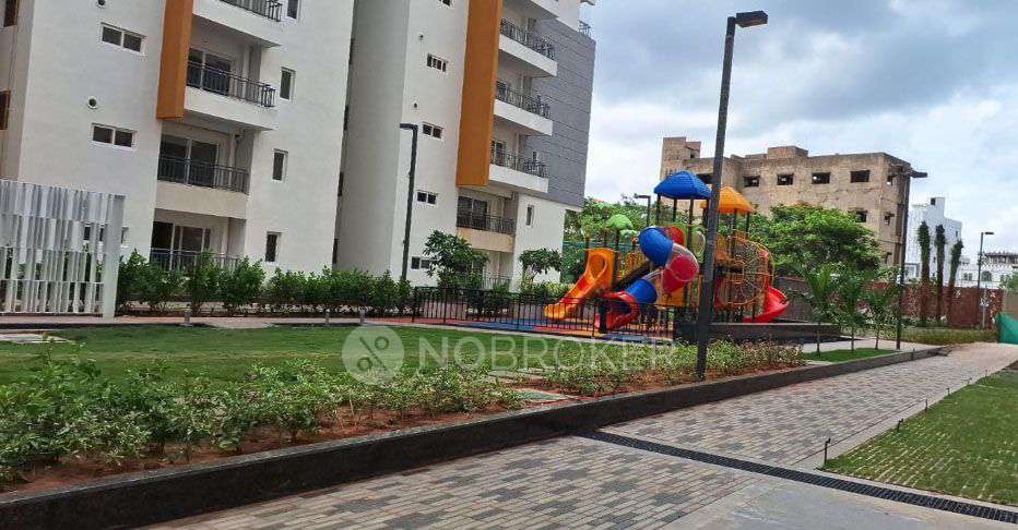 2 BHK Flat In Hallmark Skyrena For Sale  In Narsingi