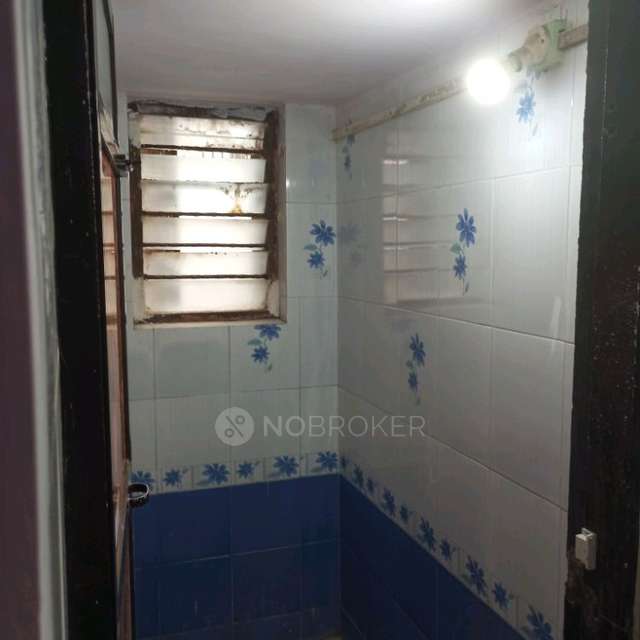 1 BHK Flat In Dhananjay Prasad Co Op Hsg Society, Dudh Naka For Sale  In Kalyan West