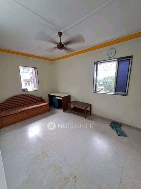 1 RK Flat In Shivratna  for Rent  In Lower Parel