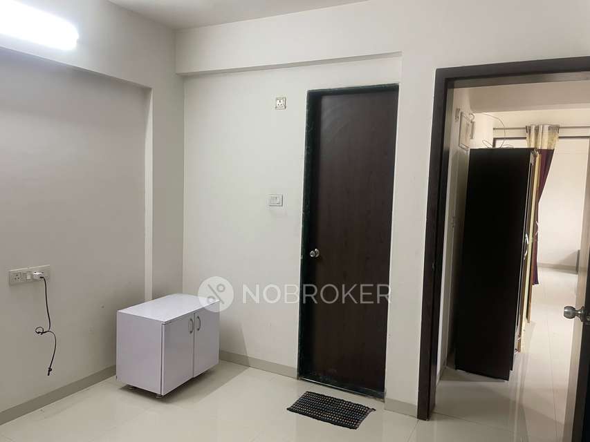 2 BHK Flat In Oxy Ultima for Rent  In Kesnand Rd