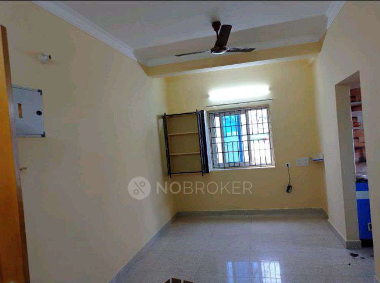 2 BHK Flat In Saravana Flats Senthil,porur for Rent  In Porur
