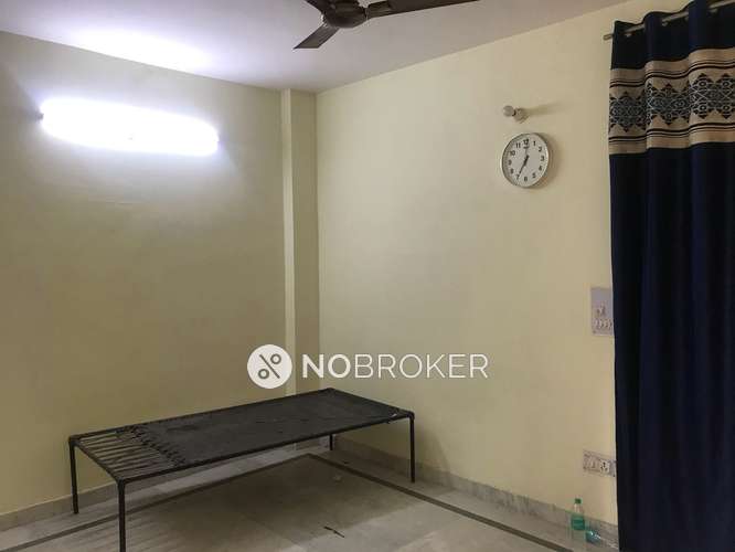 1 BHK Flat In Standalone Builduing for Rent  In Chhatarpur 
