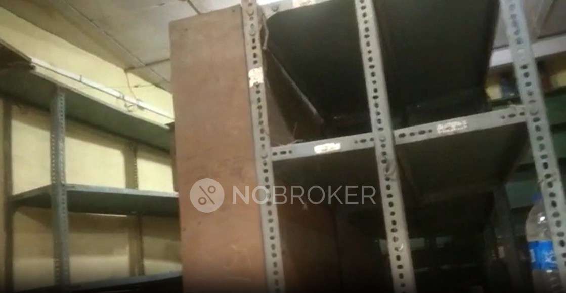 Shop in Goregaon West, Mumbai for Rent 