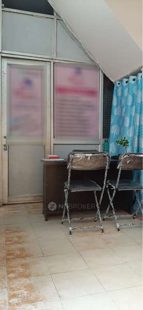 PG for Girls in Laxmi Nagar