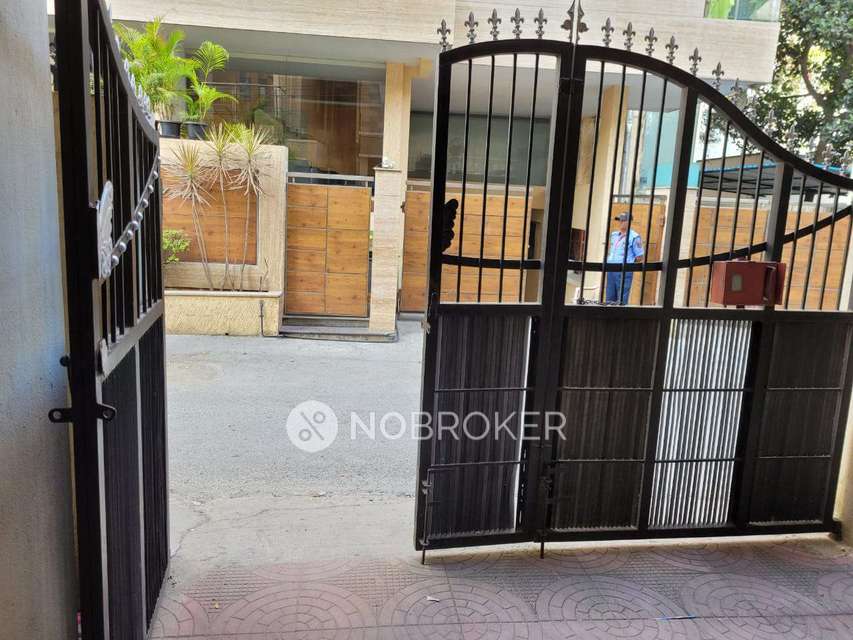 4 BHK Flat In Goodwell Residency For Sale  In  Shivaji Nagar