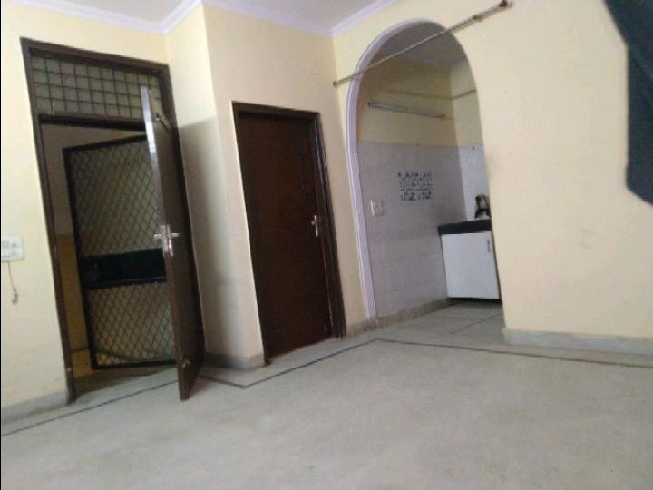 Standalone building Bhogal, Rent WITHOUT BROKERAGE Unfurnished 1 BHK