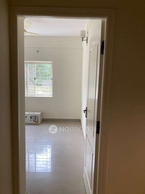 2 BHK Flat In Nbr Lakeview Apartments For Sale  In Electronic City