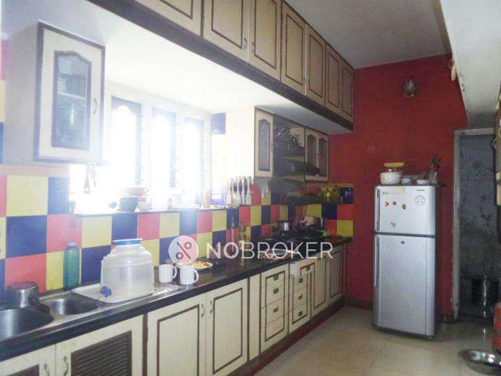 4+ BHK House For Sale  In C.m.national High School