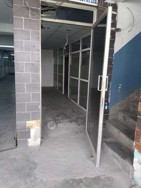 Office Space in Sector 27, Noida for Rent 