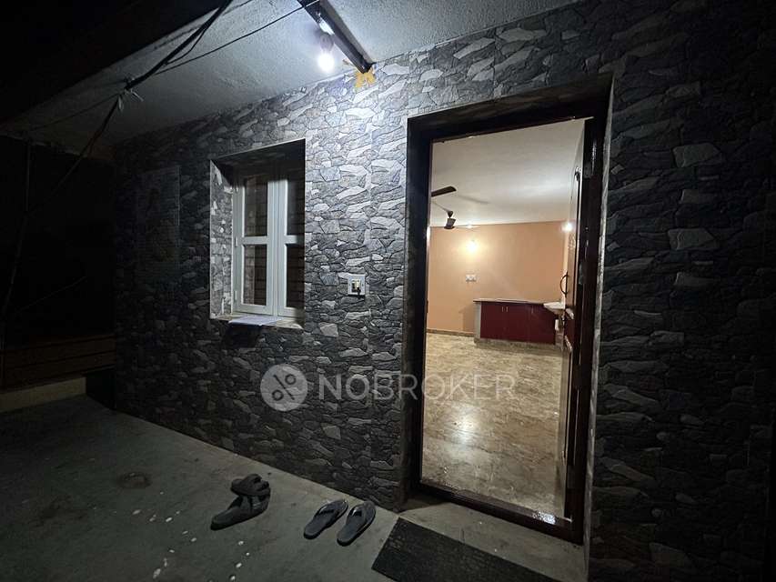 1 RK House for Rent  In Murgesh Pallya