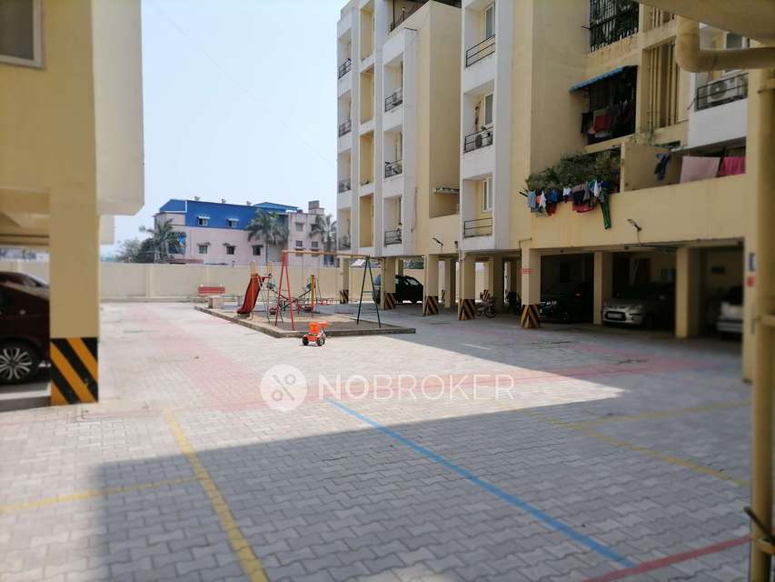 3 BHK Flat In Rajkham Emerald,  For Sale  In Gerugambakkam