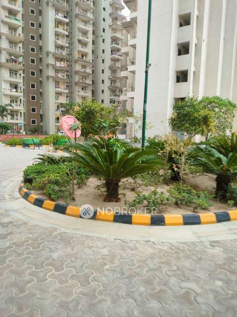 2 BHK Flat In Arocon Golf Ville For Sale  In Crossing Republik