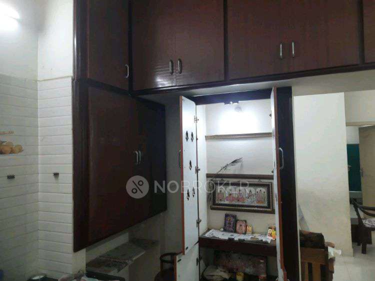 2 BHK Flat In No Name for Rent  In Gangai Nagar, Velachery