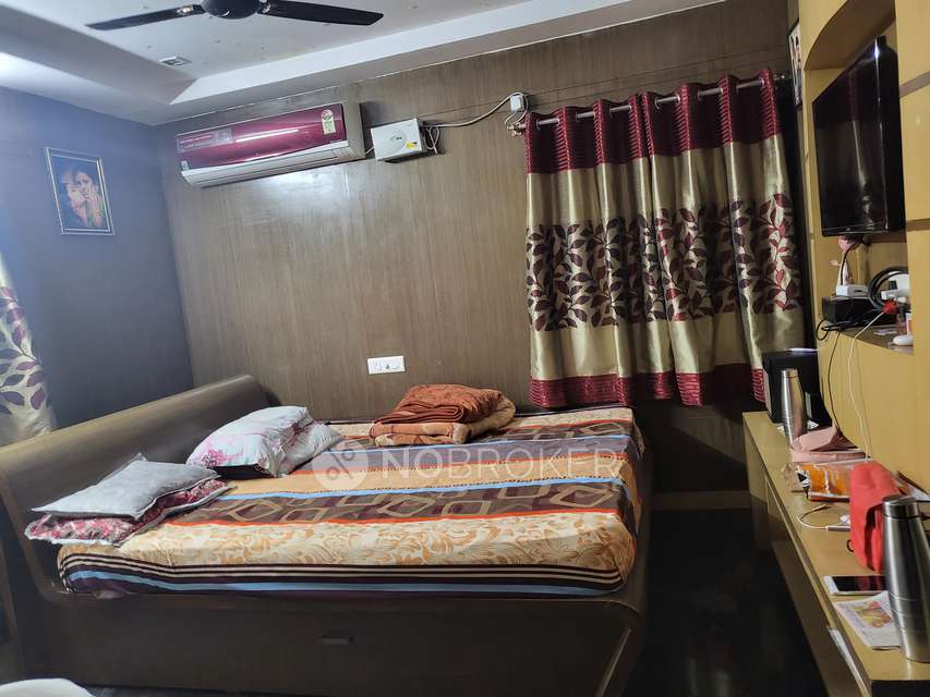 3 BHK Flat In Sgr Residency G N Reddy For Sale  In Madhapur