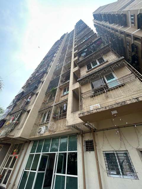 1 BHK Flat In Mauli Omkar  For Sale  In Malad East 