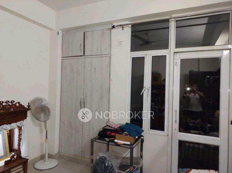 3 BHK Flat In Gaur City 1 For Sale  In Sector 4