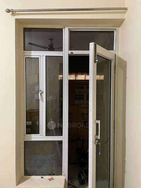 2 BHK Flat In 4th Avenue For Sale  In Sector-4